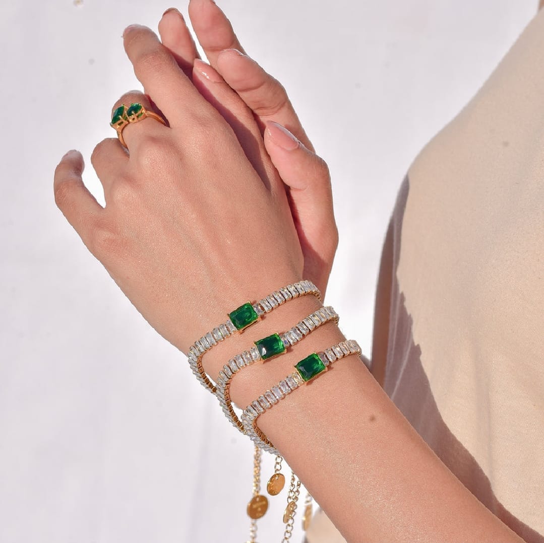 Emerald With bracket Stone Zircon Bracelet